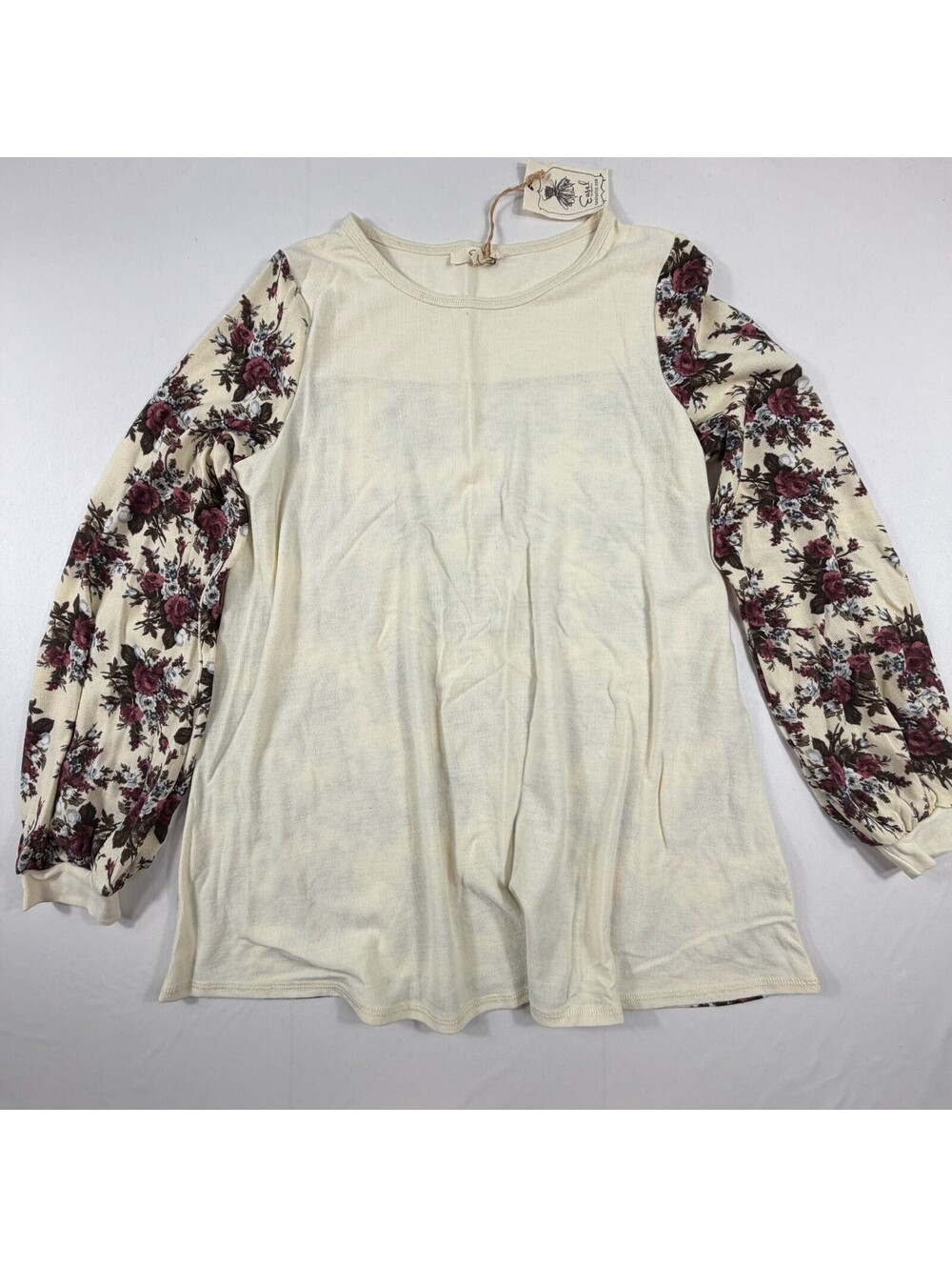 Easel Women's Floral Sleeve Cream Knit Top Size Small